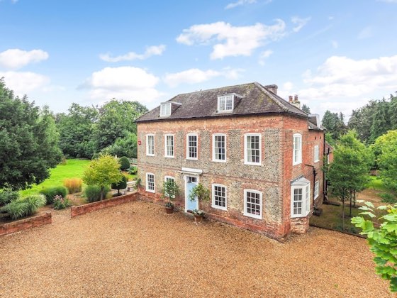 The Farm House, a house in Hampshire, England