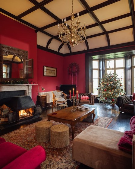 Georgian Manor, 8 acres, pet friendly, a house in Pembrokeshire, Wales