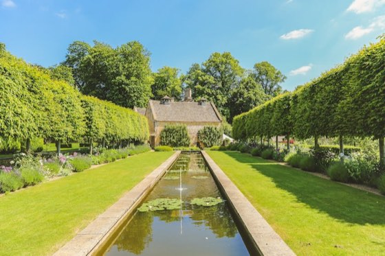Cotswold Manor, a villa in Temple Guiting, Gloucestershire
