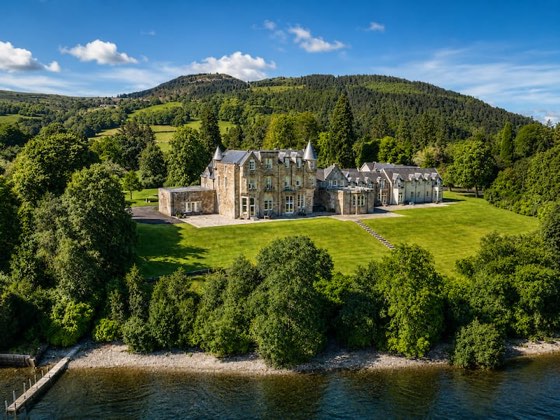 Lomond Castle Penthouse, a holiday home in Argyll and Bute, Scotland